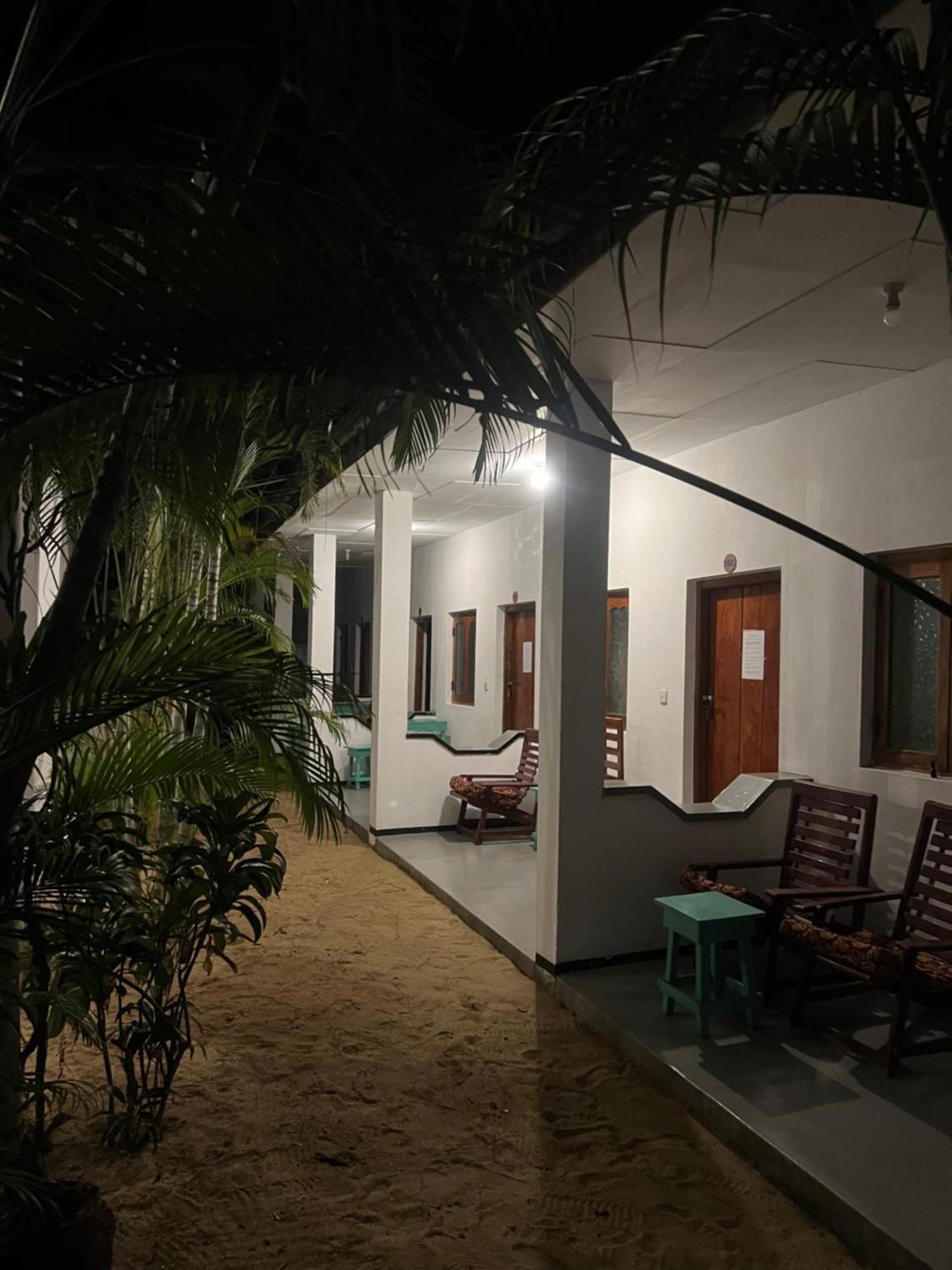 Moxy Bay Arugambay Hotel Arugam Bay Kültér fotó